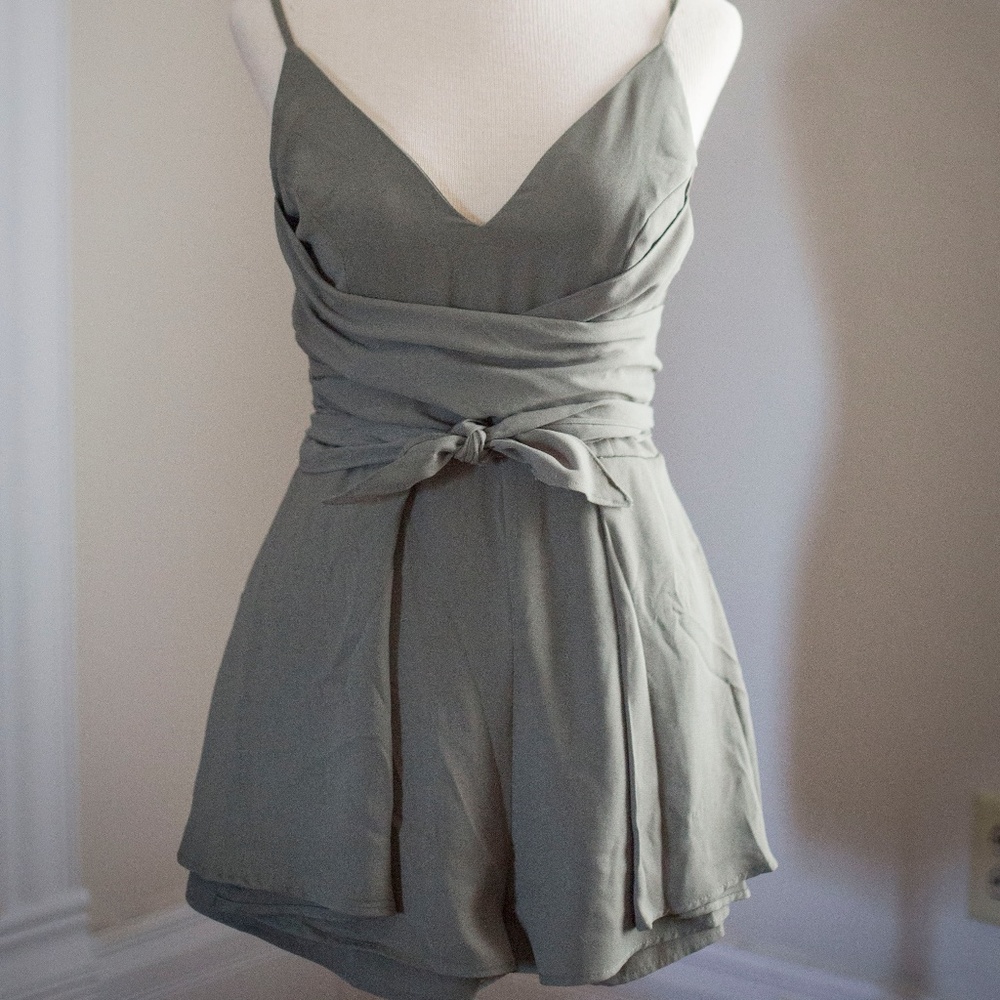 Mika & Gala Olive Green Tie Romper